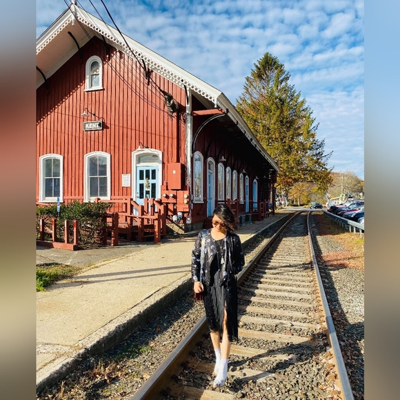 Meet your Posher, The Rejoyce - Picture 4 of 5